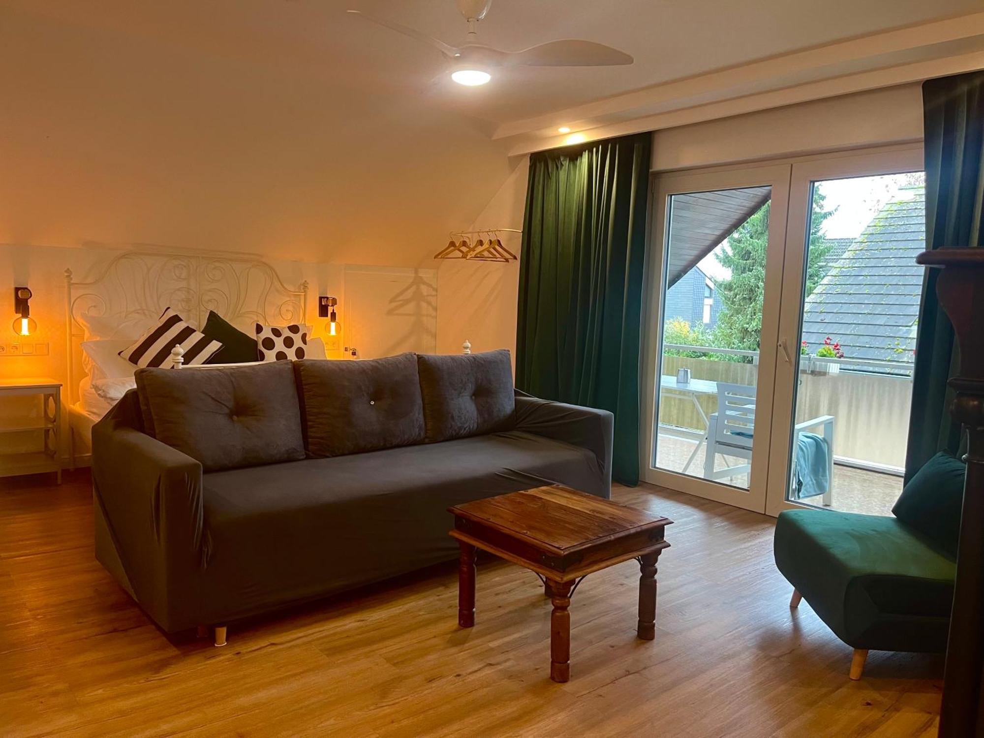 Villa Orchard Frankfurt Kriftel Экстерьер фото