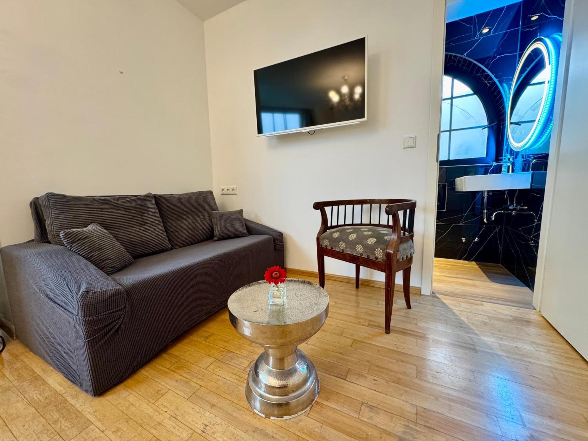 Villa Orchard Frankfurt Kriftel Экстерьер фото